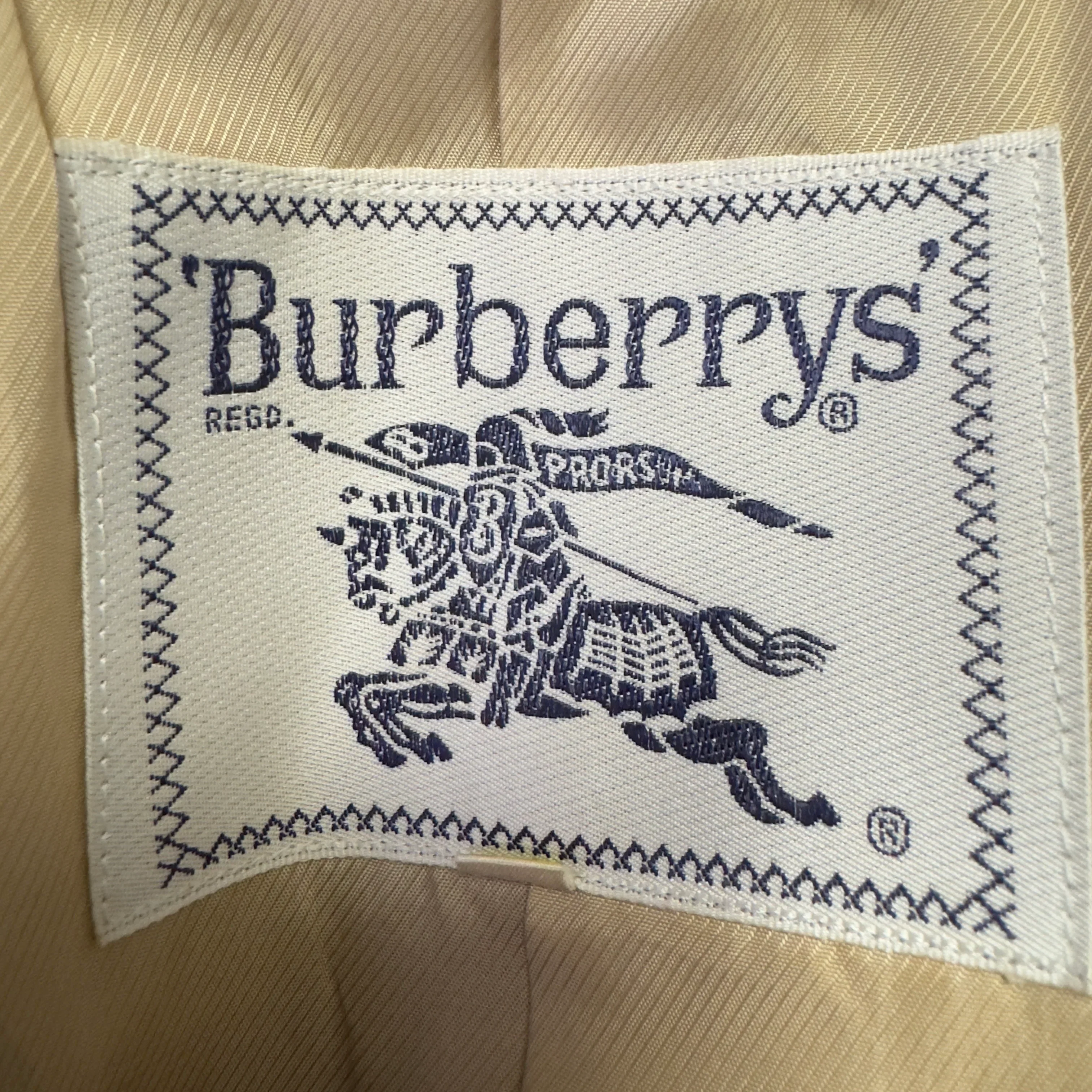Burberry Coat Wool Beige Medium - Image 7