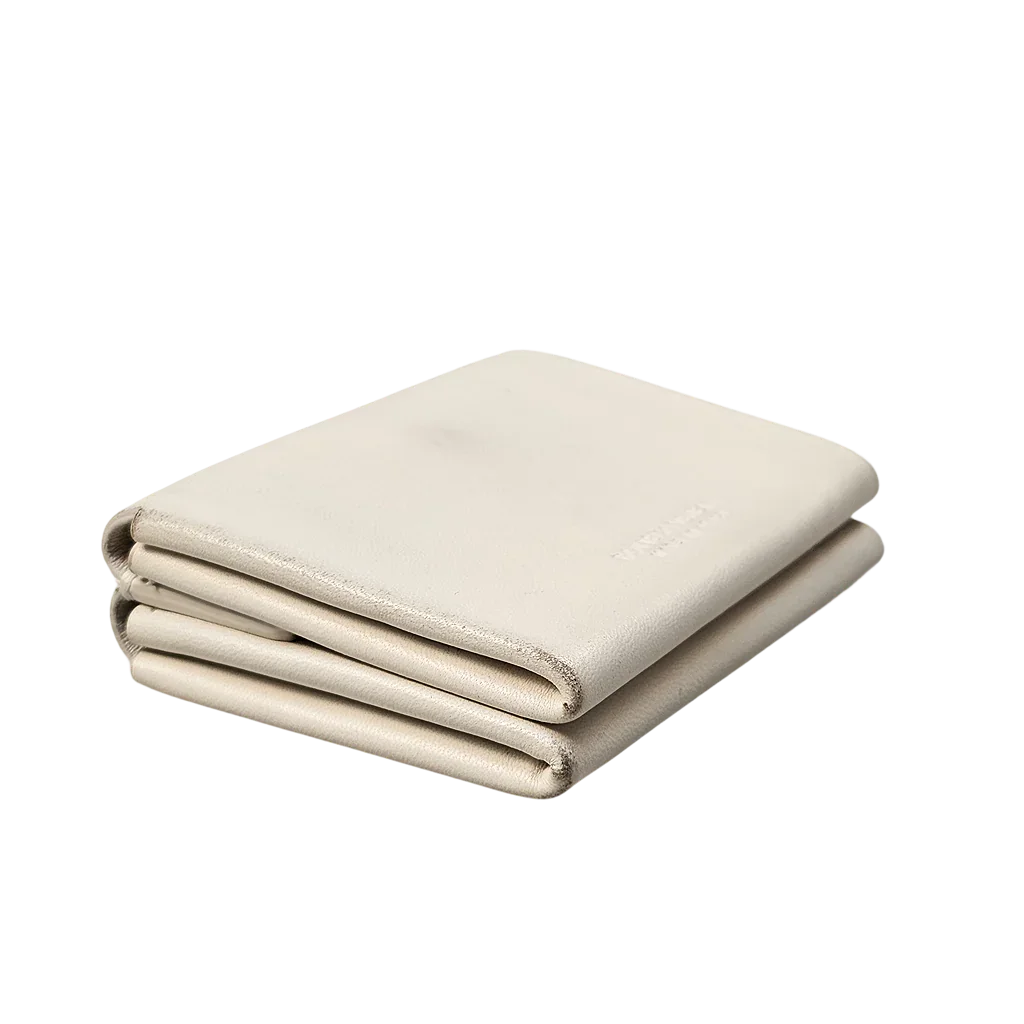 Bottega Veneta White Leather Wallet - Image 5