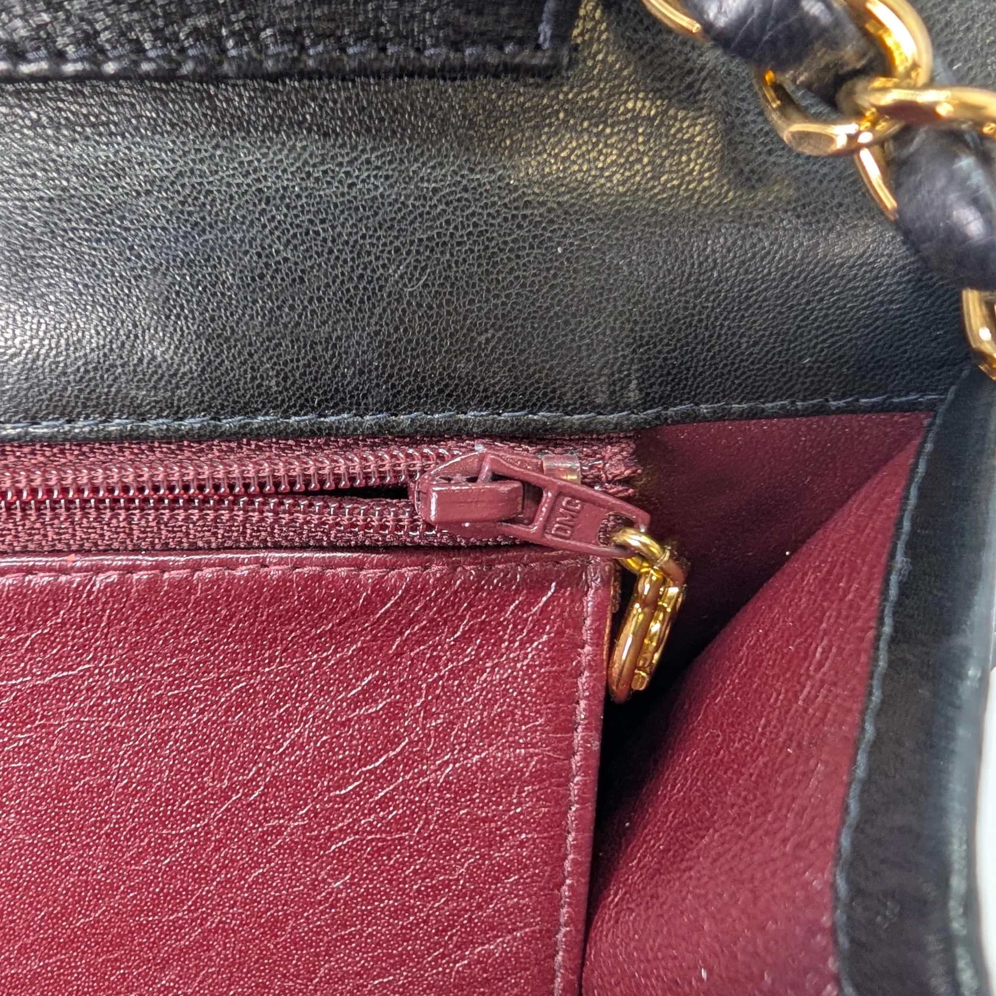 Chanel Quilted Single Flap Timeless/Classique Shoulder Bag Black - Image 16