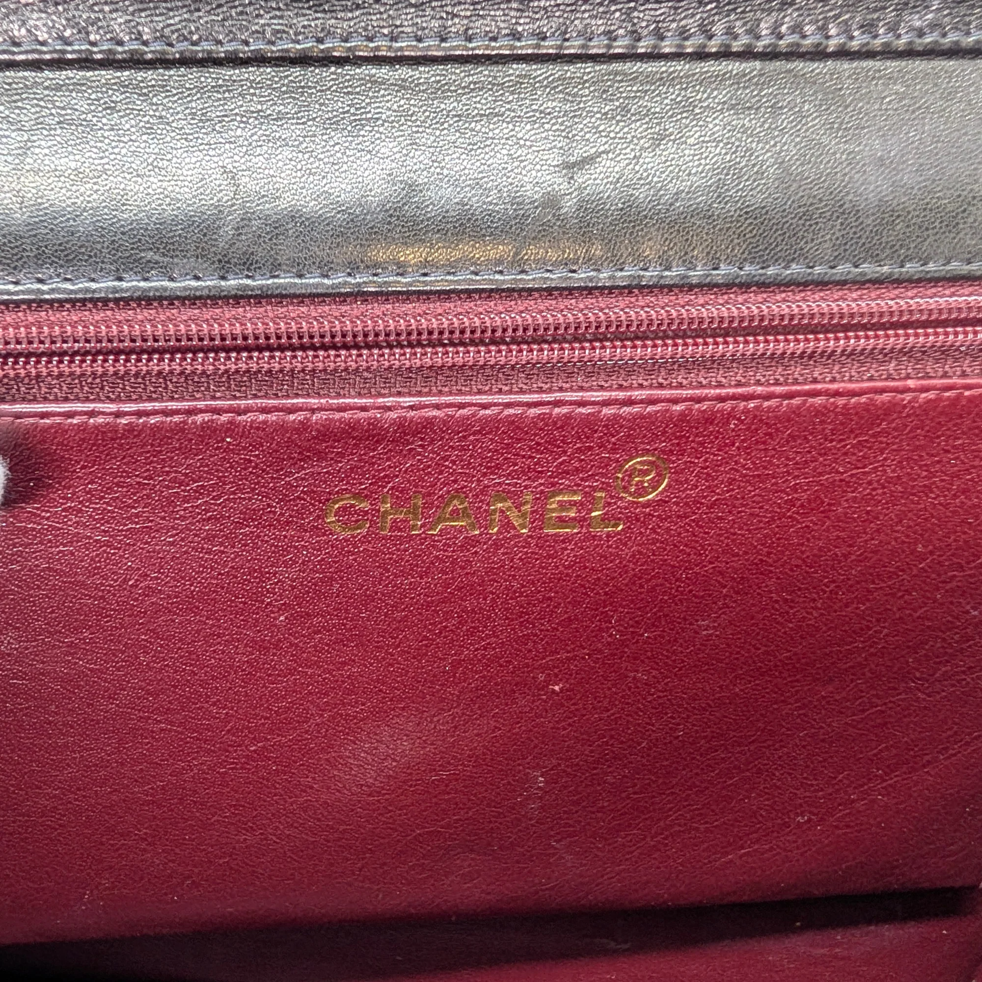 Chanel Quilted Single Flap Timeless/Classique Shoulder Bag Black - Image 17