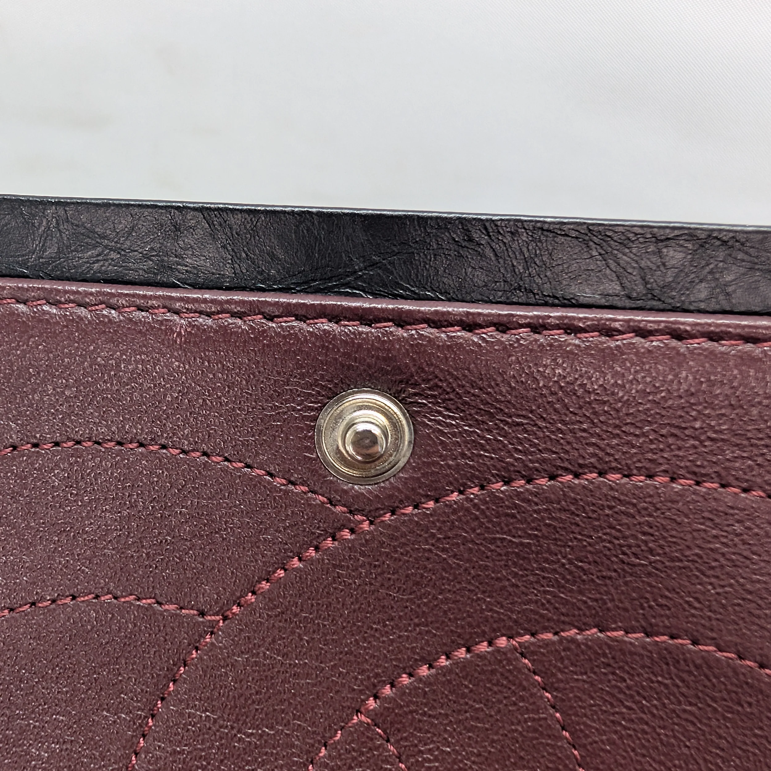 Chanel Chanel 2.55 Reissue 227 Flap Bag 22 Series Black - Image 16