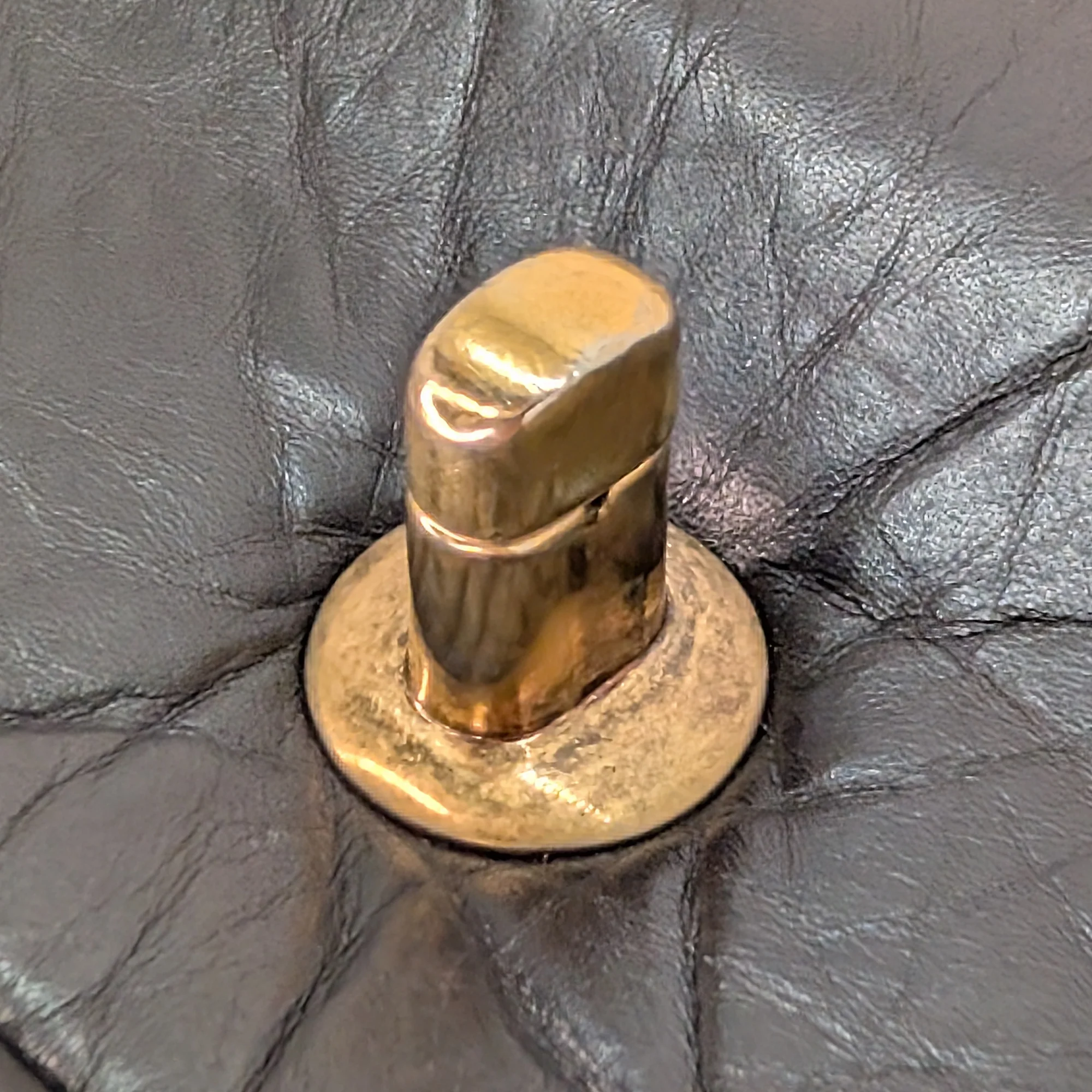 Chanel Pondicherry Flap Medium Handbag Leather Black - Image 15