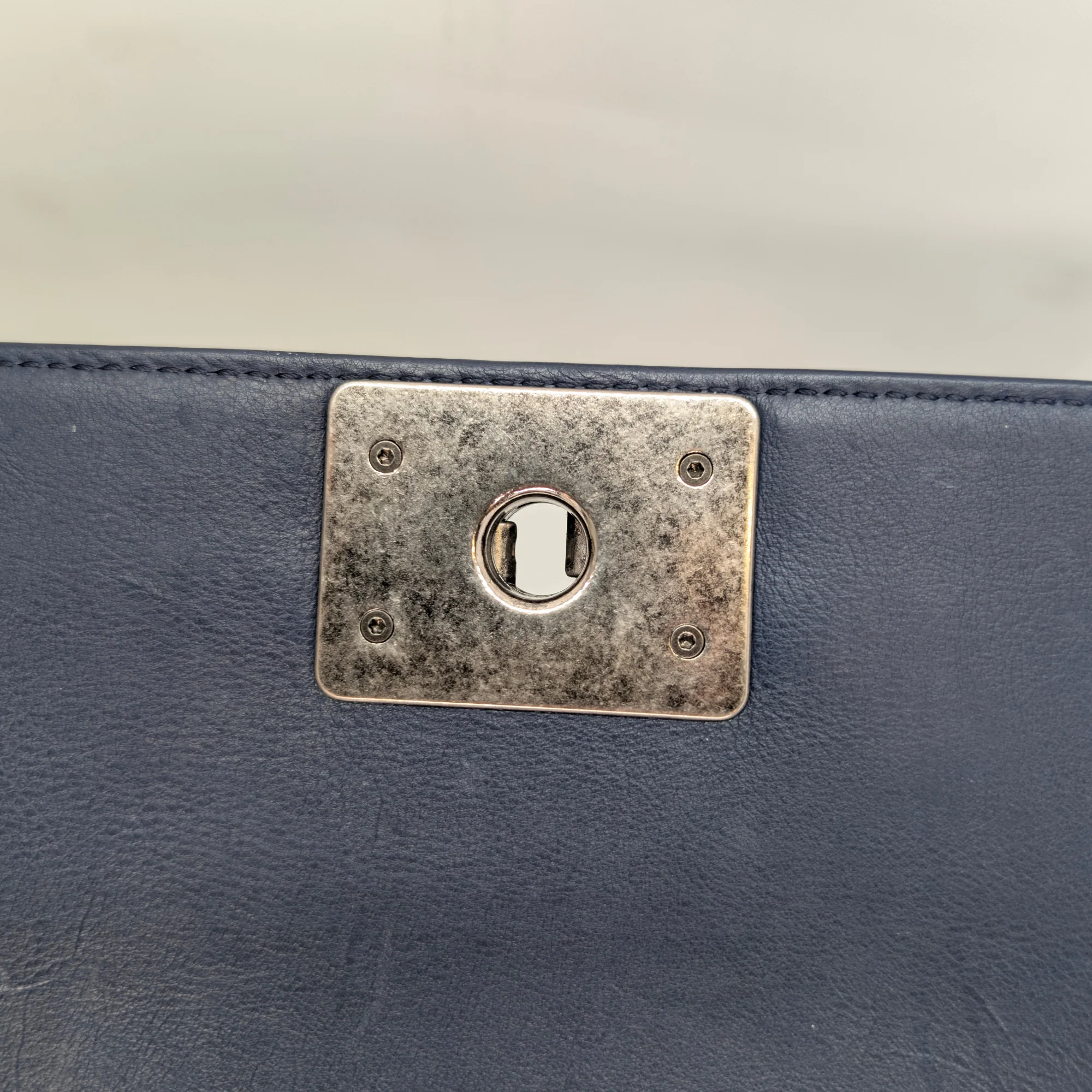 Chanel Flap Boy Shoulder Bag Medium Navy Blue - Image 15