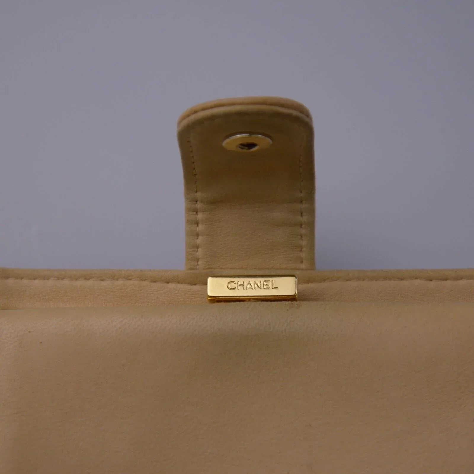 Chanel Caviar CC Timeless Bifold Wallet Beige - Image 7