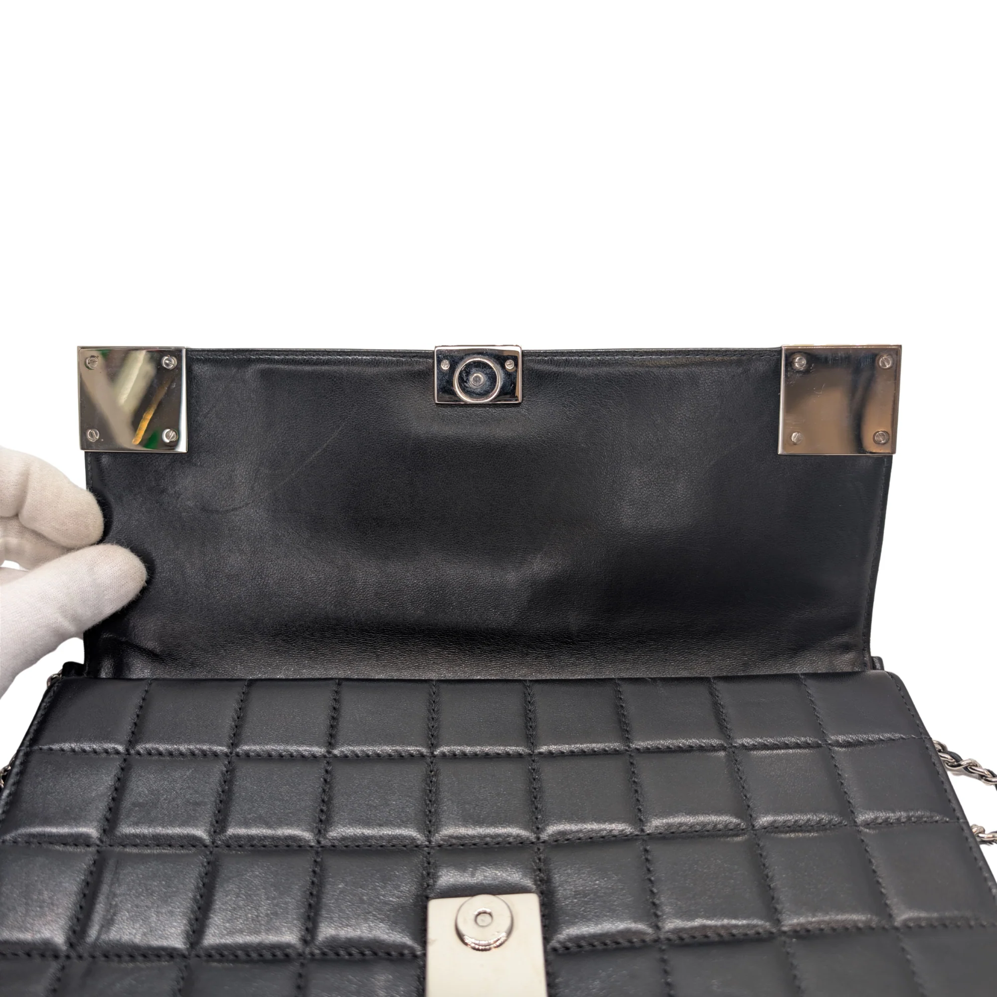 Chanel Chocolate Bar WOC Black/Silver Shoulder Bag - Image 17