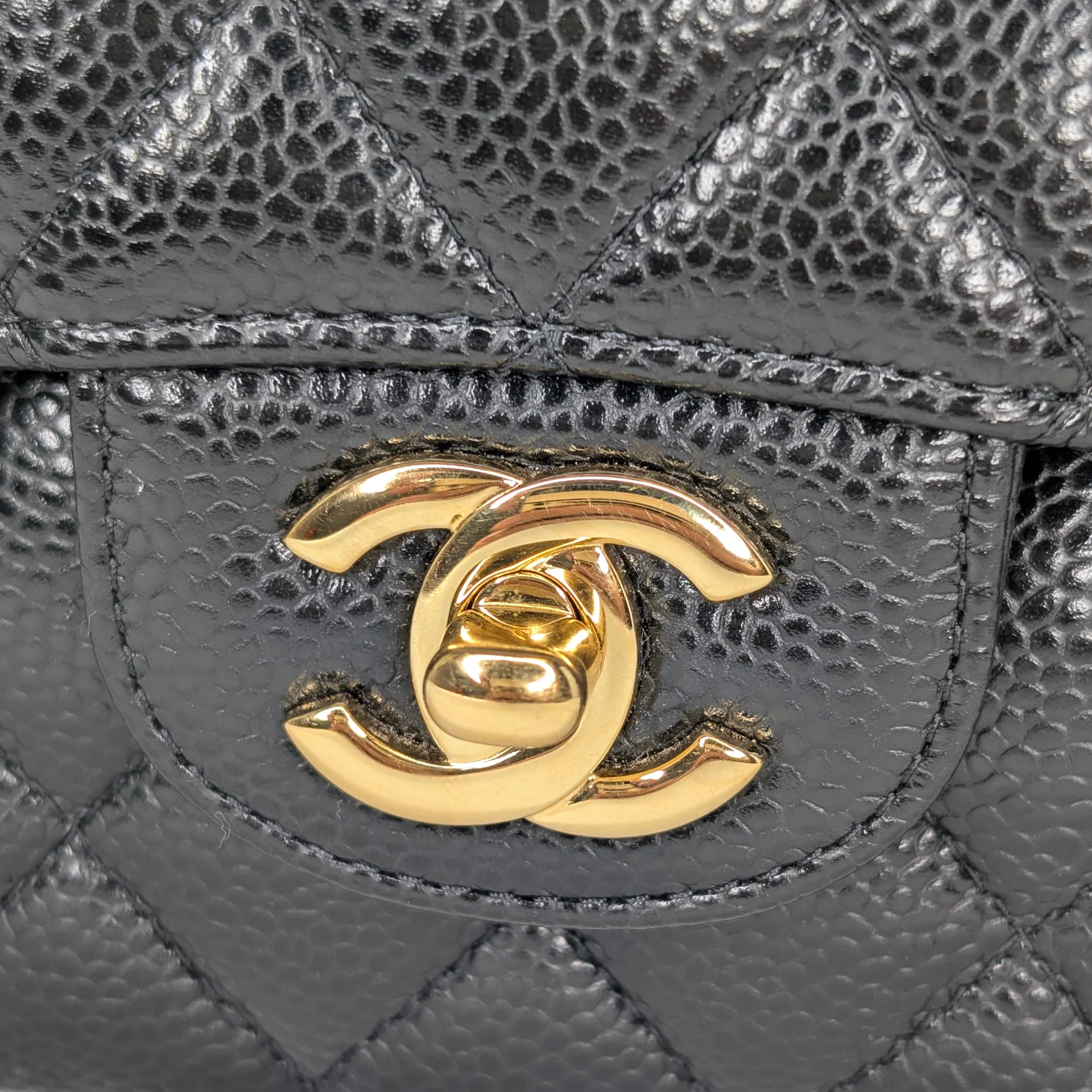 Chanel Classic Flap Bag Caviar Leather Medium Black (Microchip) - Image 15