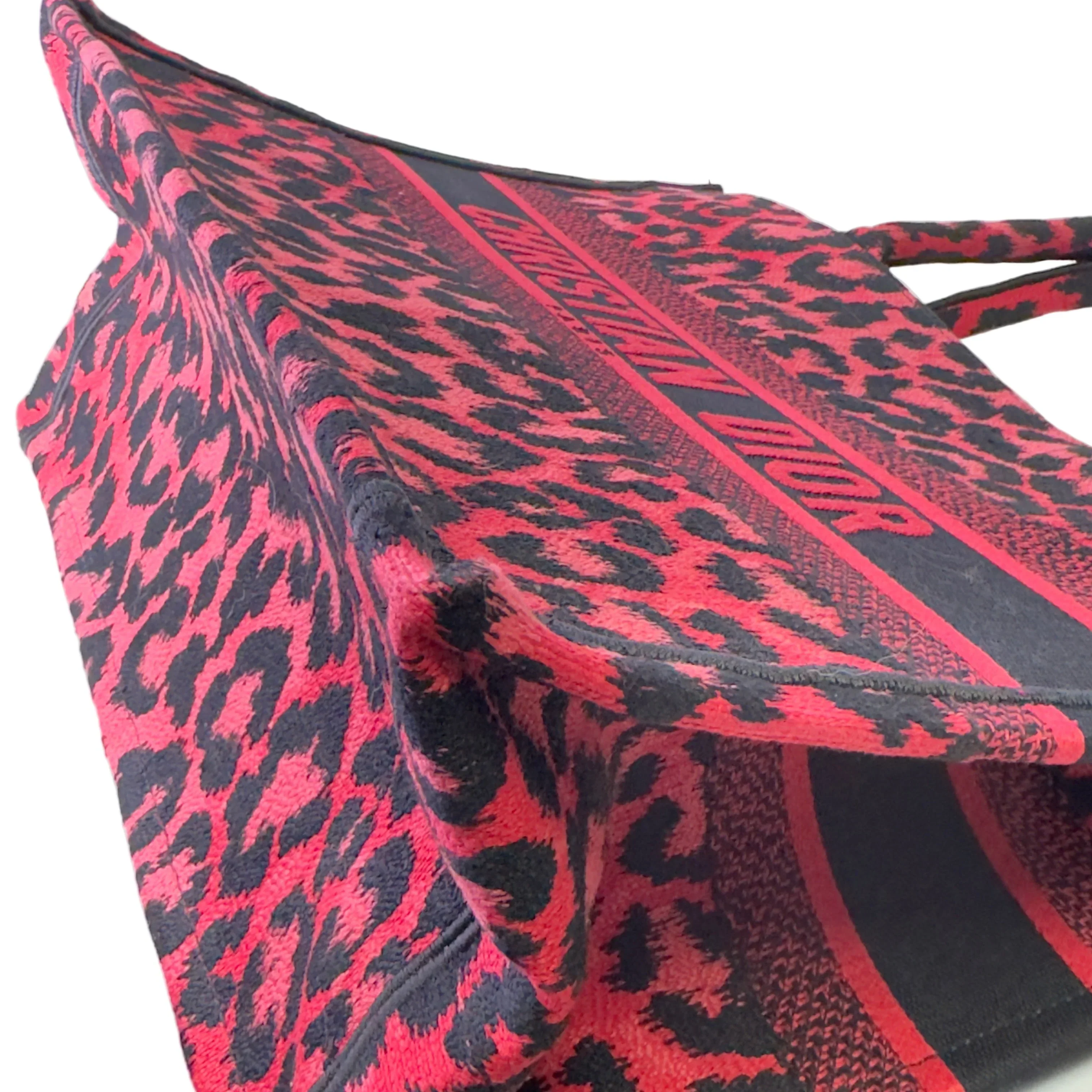 Dior Book Tote Medium Leopard Red - Image 12