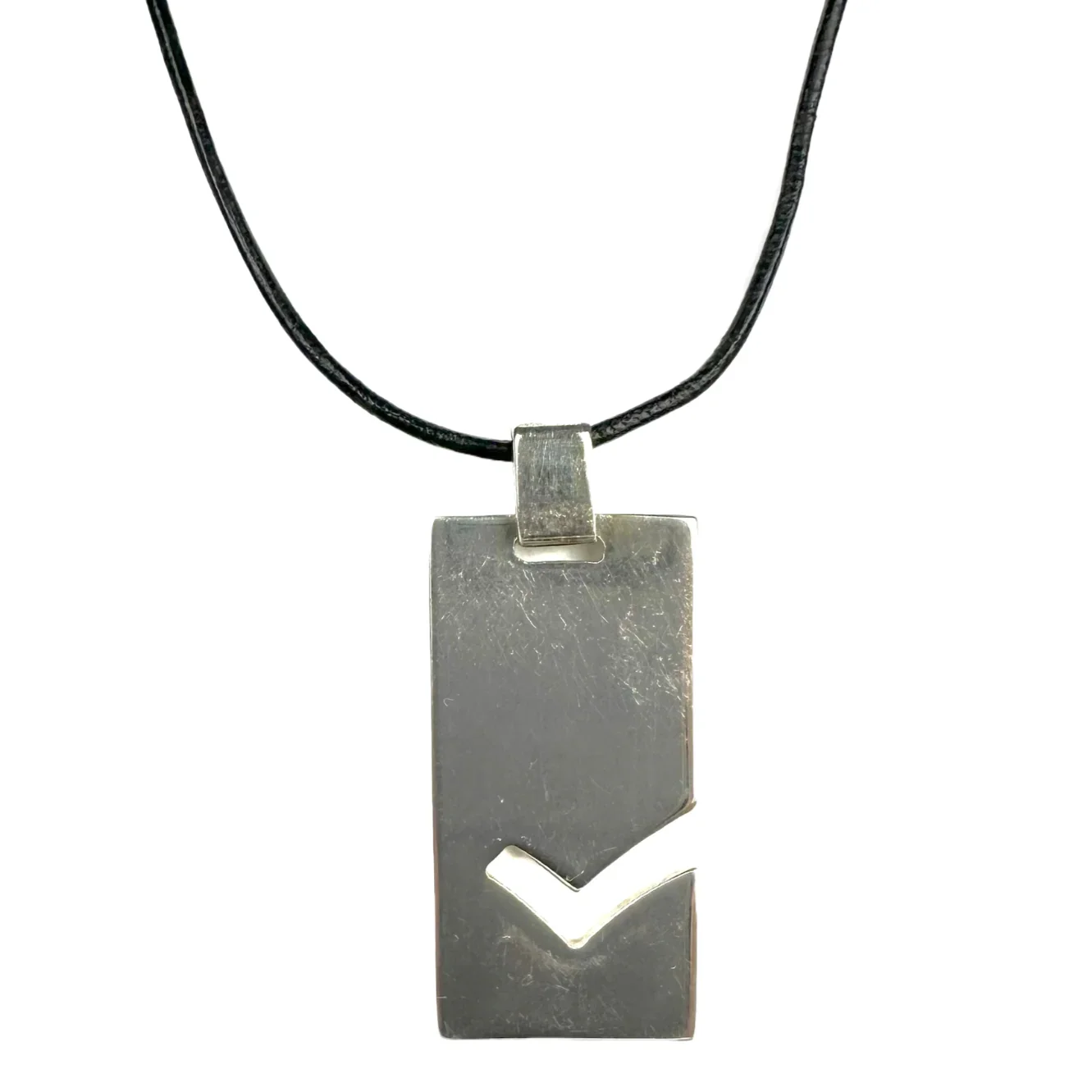 Gucci Horoscope Necklace, Aries - Image 3