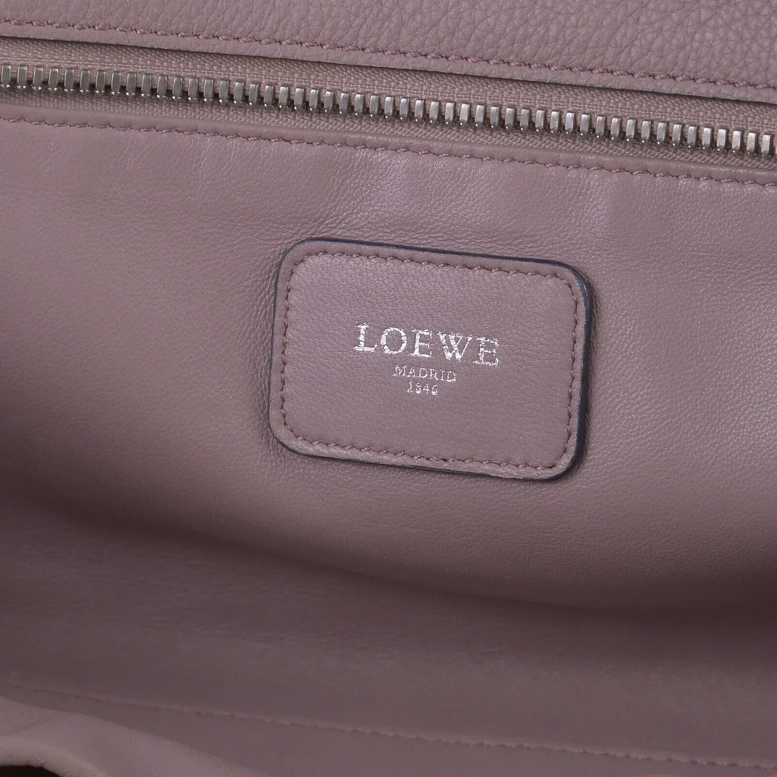 Loewe Amazona 28 Bag Pink - Image 8