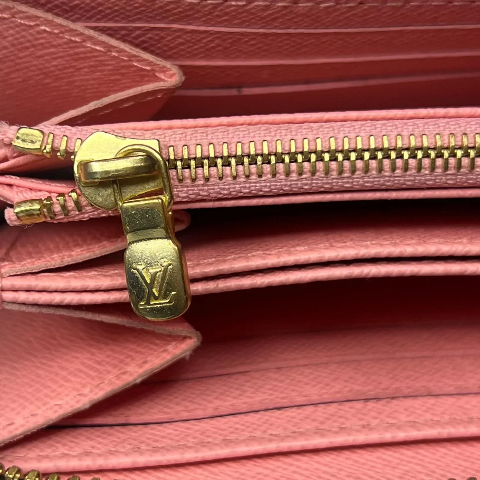 Louis Vuitton Monogram Jungle Dots Sugar Pink Poppy Zippy Clutch Wallet - Image 10