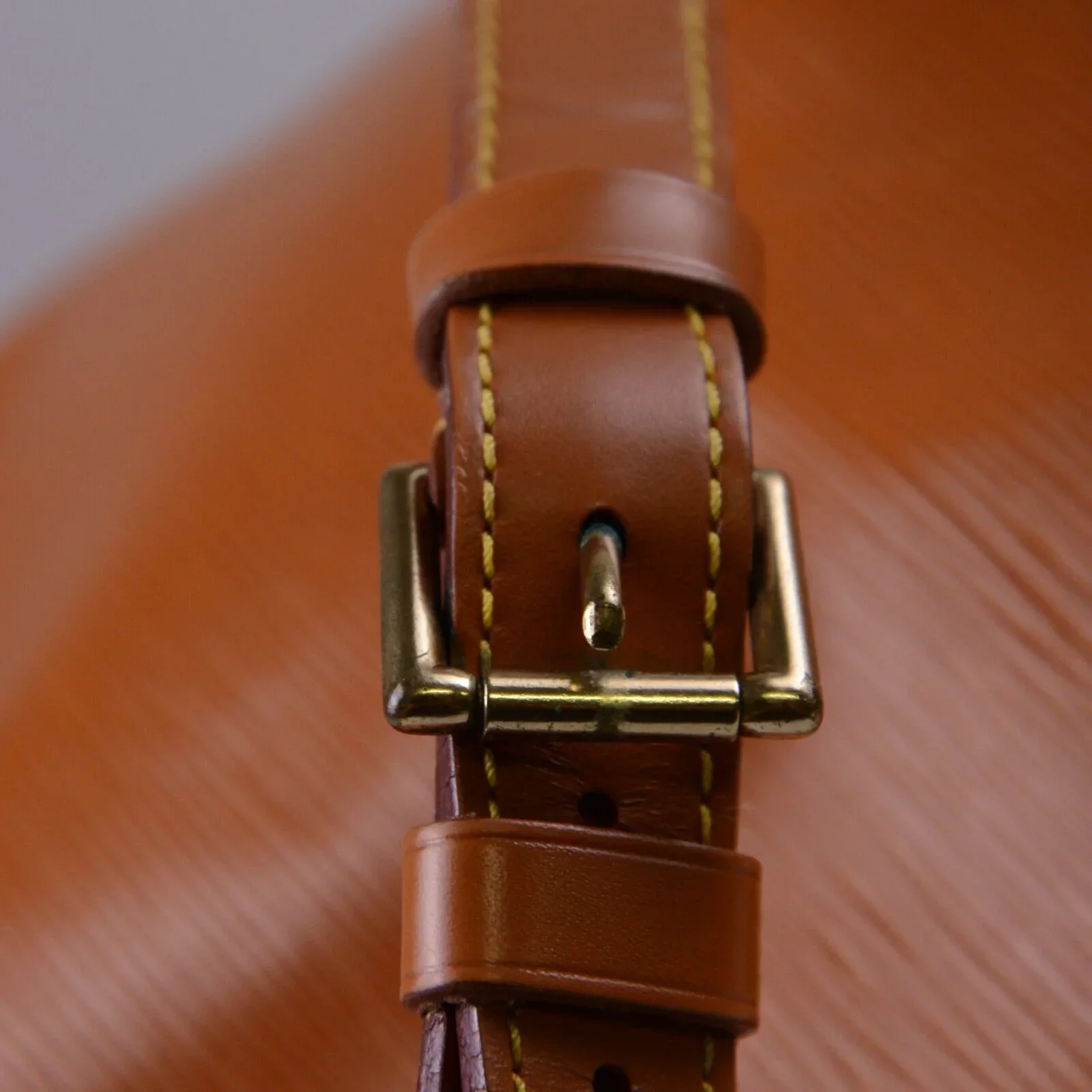 Louis Vuitton Epi Noe Bucket Petit Mini Bag Brown - Image 12