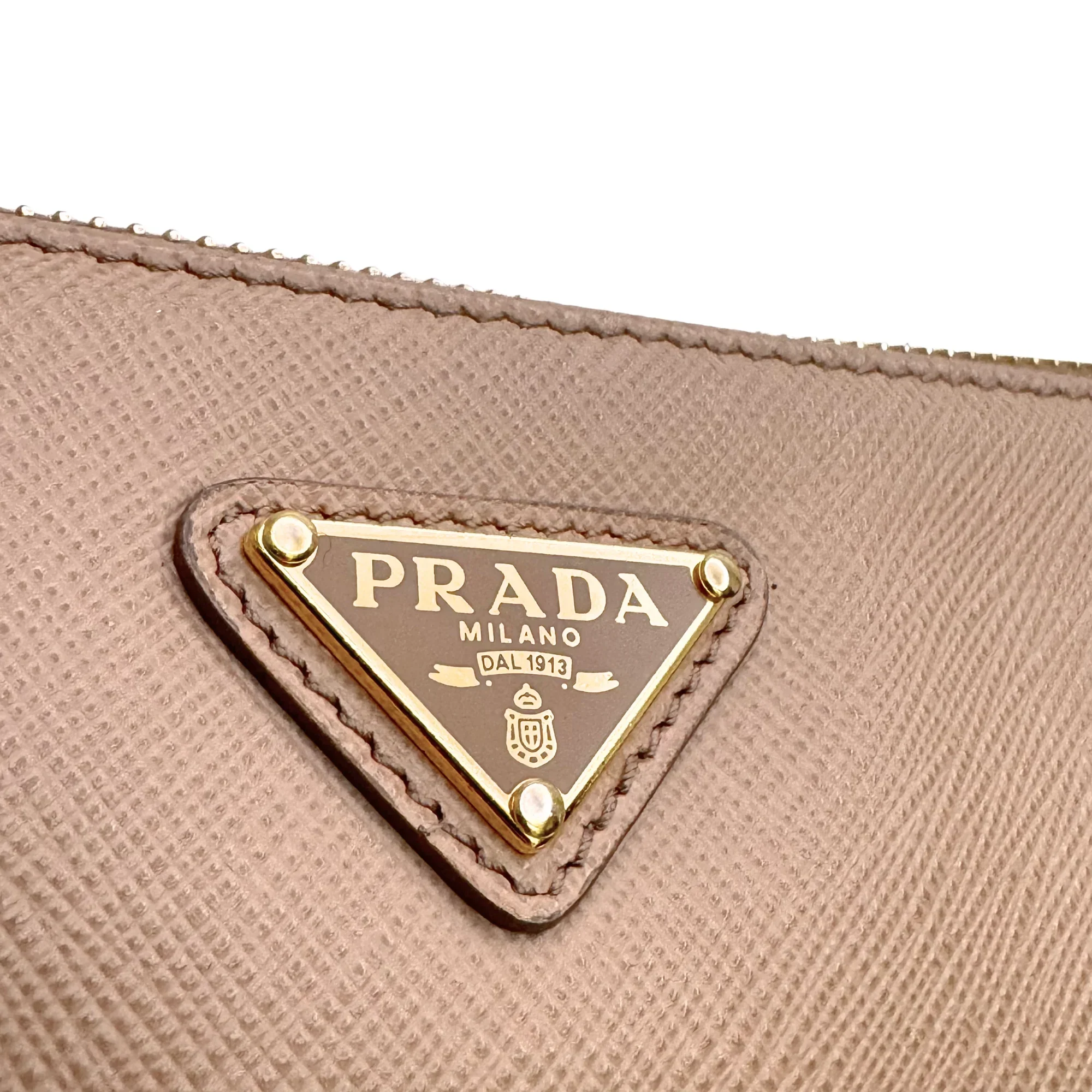 Prada Re-edition Crossbody Bag Leather Beige - Image 8