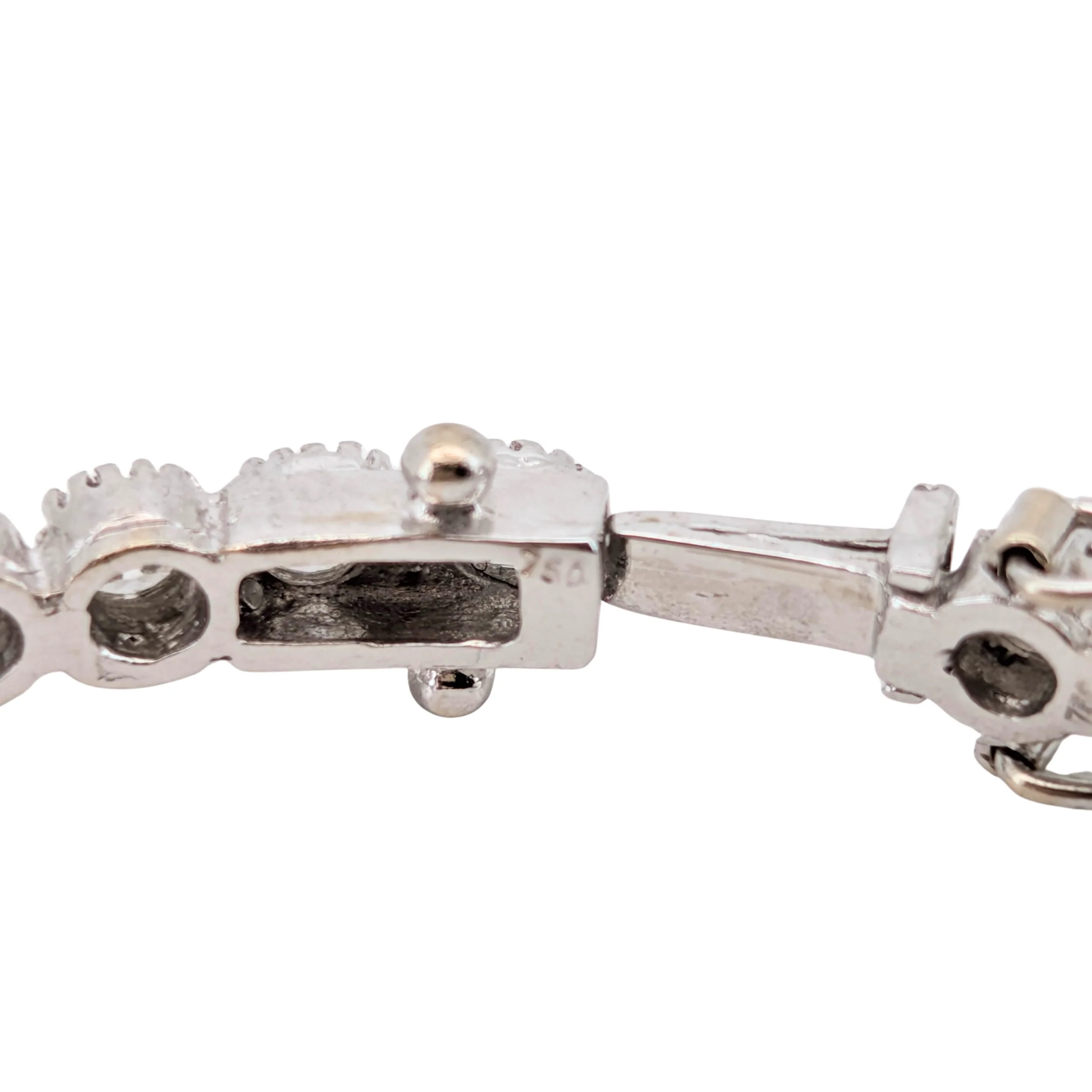 3.00Ct Natural Diamond Full Eternity Bangle In 18K White Gold - Image 8