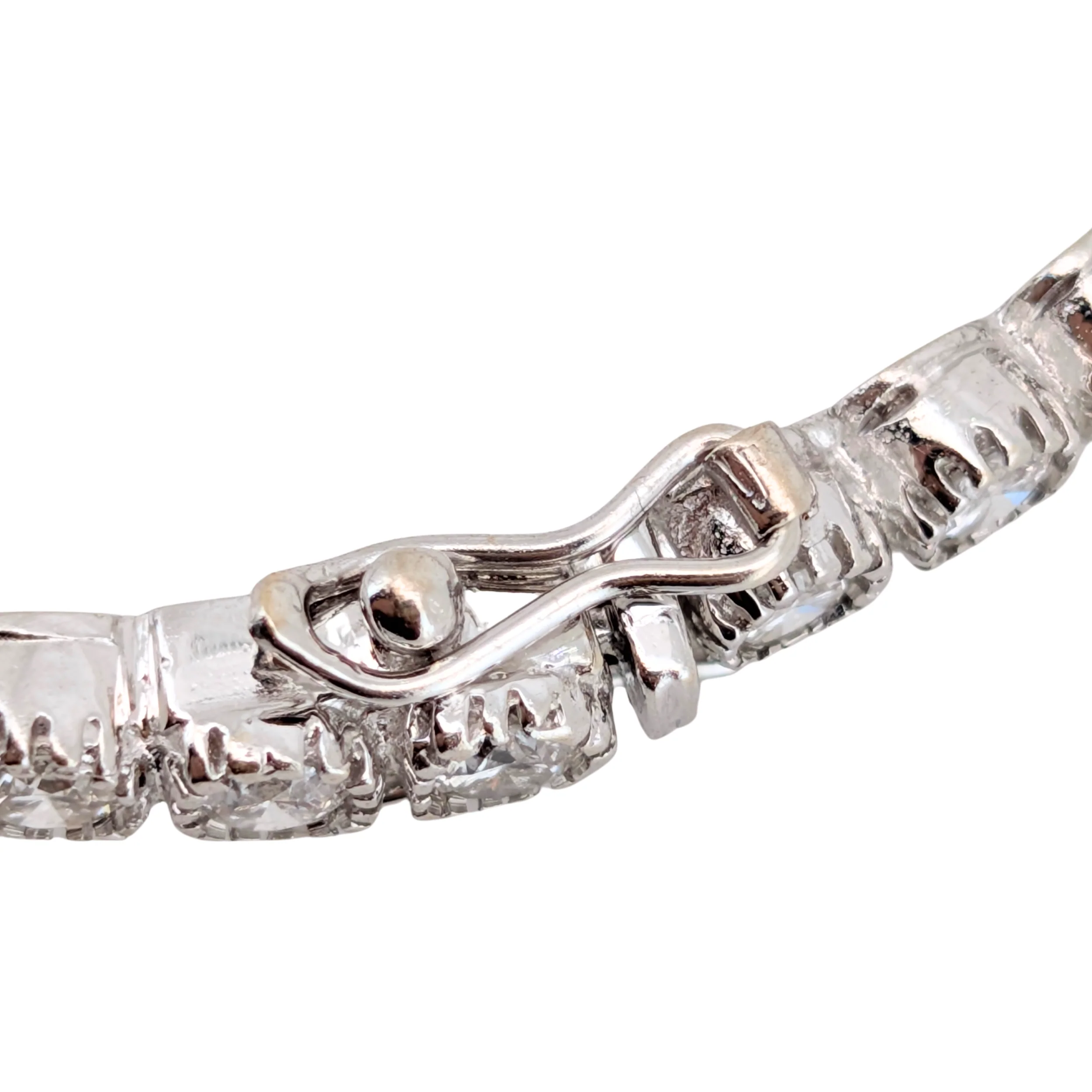 3.00Ct Natural Diamond Full Eternity Bangle In 18K White Gold - Image 9