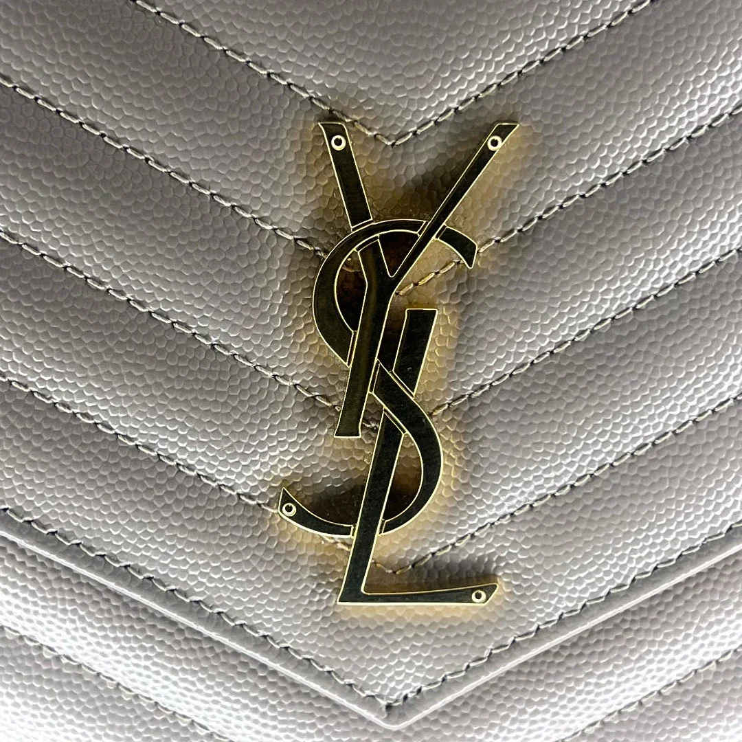 Yves Saint Laurent (YSL) Cassandra Clutch – Chevron Quilted Leather Beige - Image 8